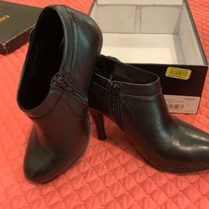Reba black ankle boot